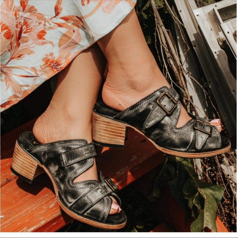 Freebirds by Steven Caprice black  sandals